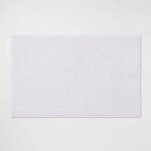 Everyday Chenille Bath Rug - Room Essentials™ 20"x34"